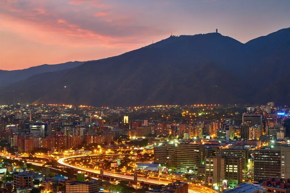 Dos terremotos de 7,5 y 7,2 sacudieron Caracas en 39 segundos