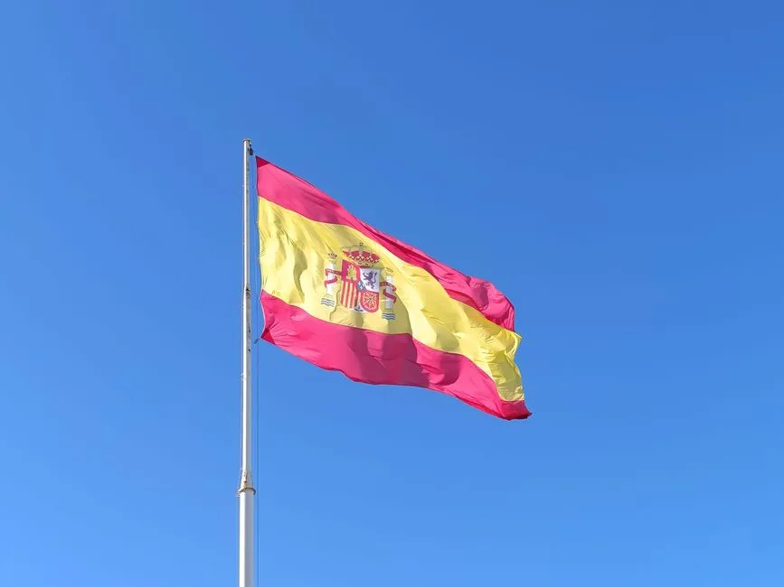 España restablece controles a viajeros italianos por presión migratoria