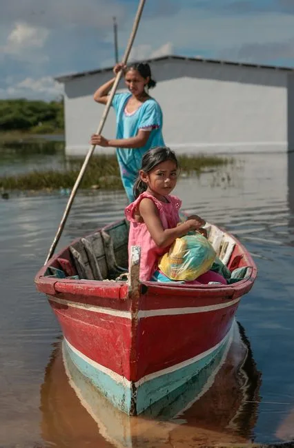 Exteriores niega españoles afectados tras inundaciones mortales en Nepal