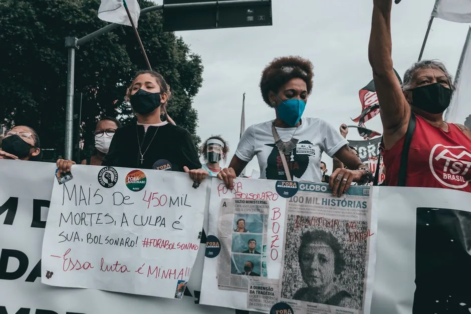 Lula vence a Flávio Bolsonaro y se reelige presidente de Brasil